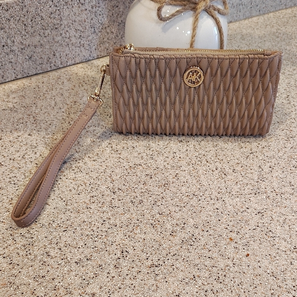 Anne Klein Handbags - Anne Klein Taupe Quilted Wristlet